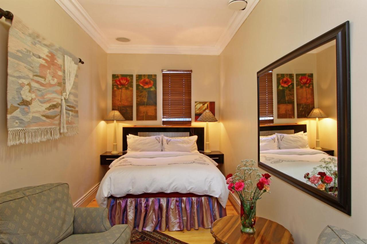 ฟอร์ตี้ 8 แบ็กแพกเกอร์ Hostel เคปทาวน์ ภายนอก รูปภาพ